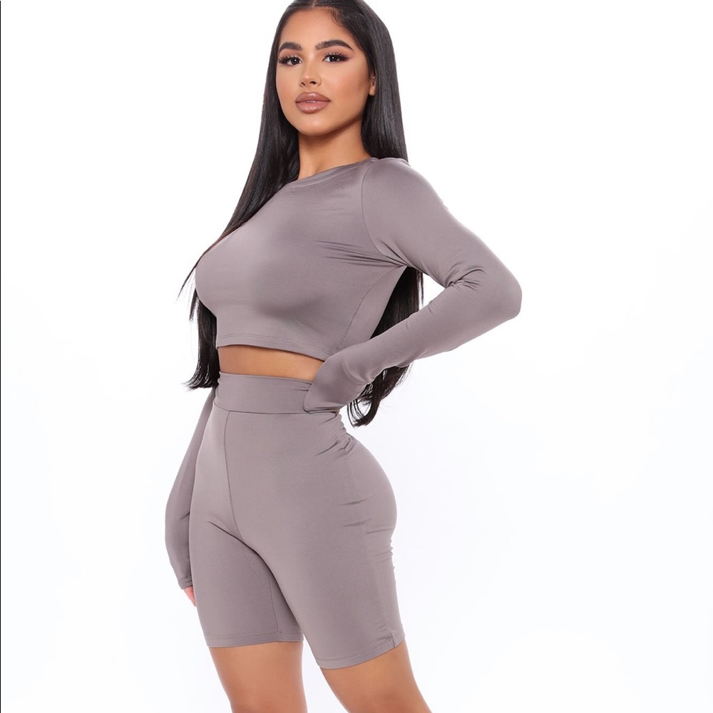 Active Biker Short Set (Grey) - Picture 3 of 8